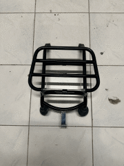 VESPA GTS VE GTV ÖN PORT BAGAJ UYUMLU MODELLER 2005 VE 2018  SİYAH