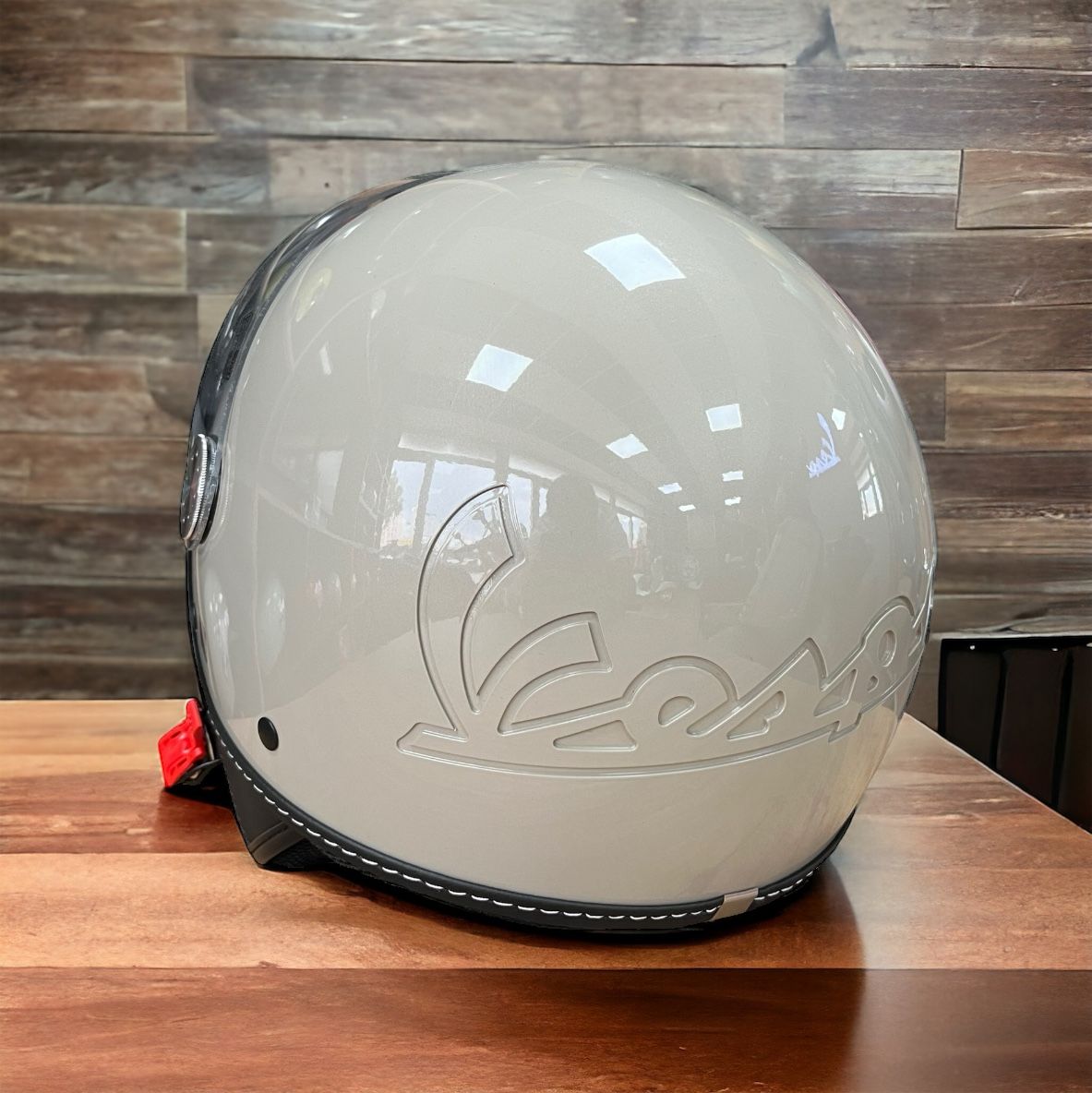 VESPA KASK GTS BEJ YENI MODEL Q01 RENK KODU