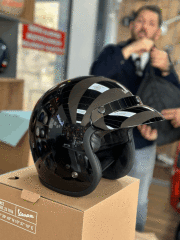 VESPA KASK VERSİLİA PARLAK SİYAH YENİ MODEL