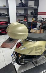 VESPA PRİMAVERA 75.YIL ÇANTA SETİ