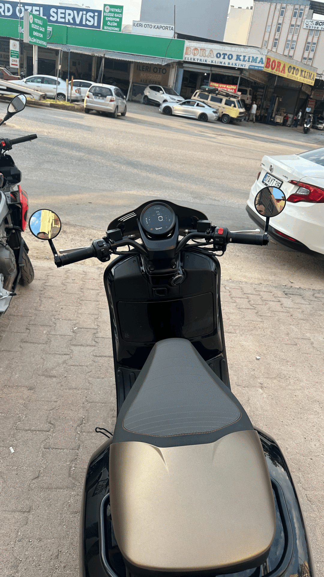 VESPA HİGHSİDER GİDON AYNA TAKIMI SİYAH