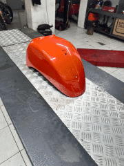 VESPA GTS 300 -125/ 2023 /SUPER SPORT TURUNCU ÖN ÇAMURLUK