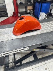VESPA GTS 300 -125/ 2023 /SUPER SPORT TURUNCU ÖN ÇAMURLUK