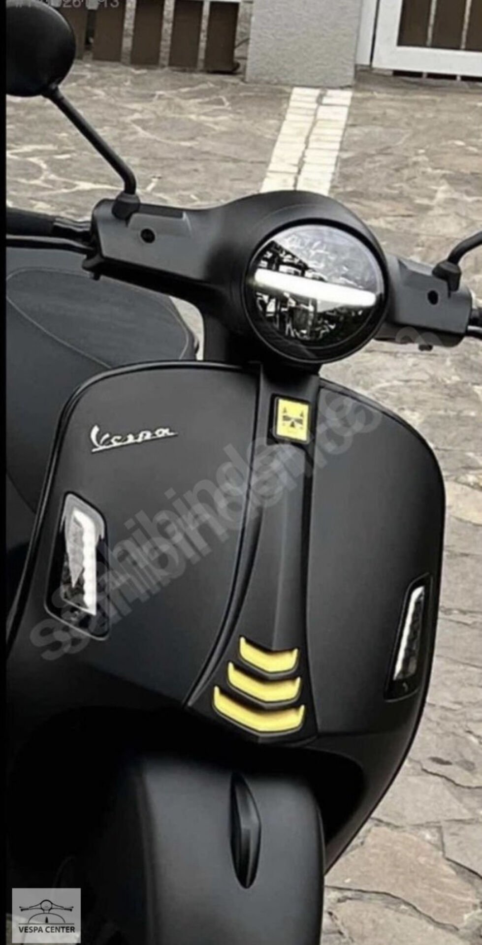 VESPA GTS HPE YENİ MODEL FAR