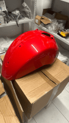 VESPA GTS 300 -125/ 2023 /KIRMIZI ÖN ÇAMURLUK