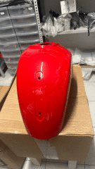 VESPA GTS 300 -125/ 2023 /KIRMIZI ÖN ÇAMURLUK