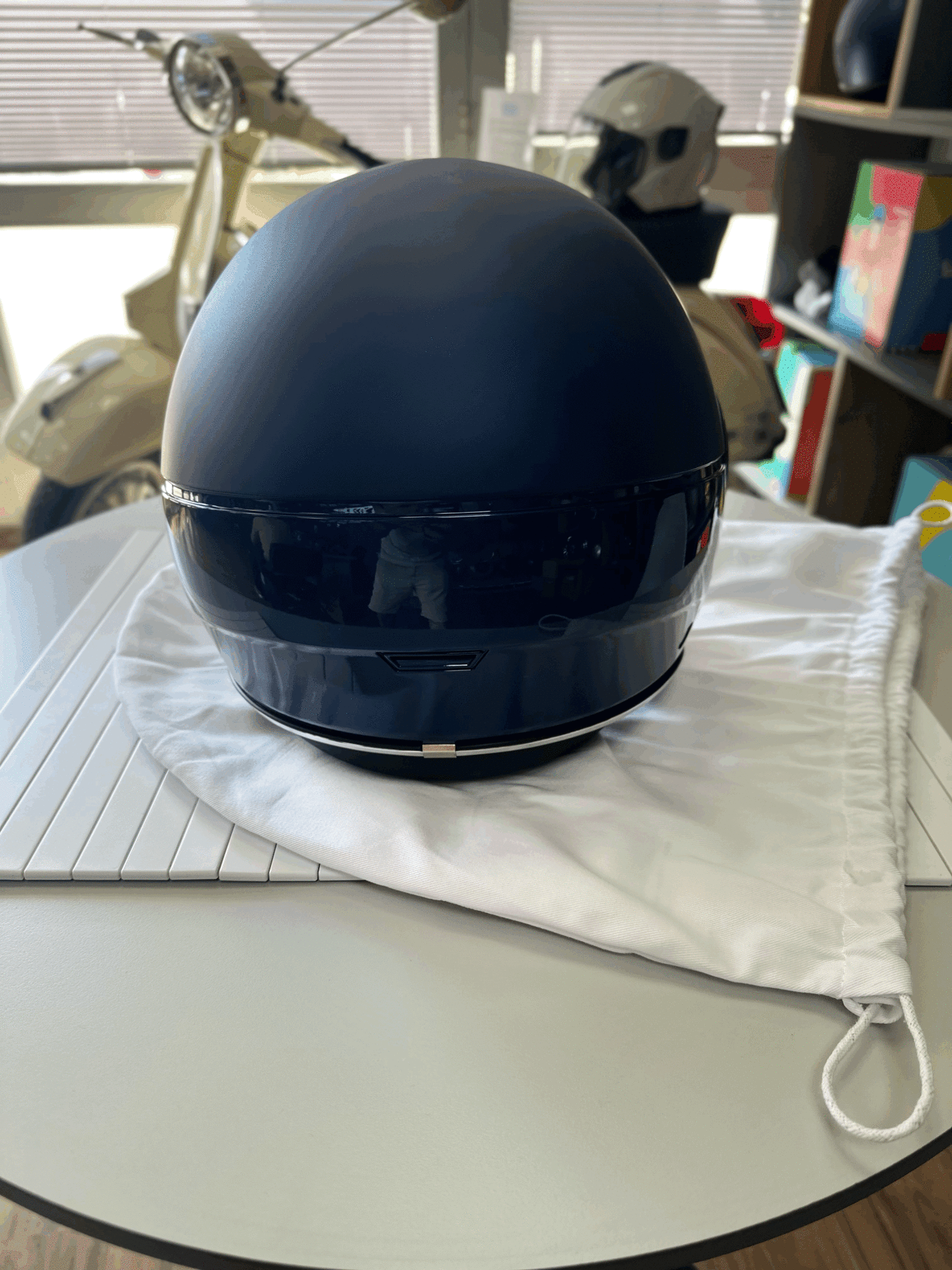 VESPA KASK ARGENTARİO MAT LACİVERT YENİ MODEL