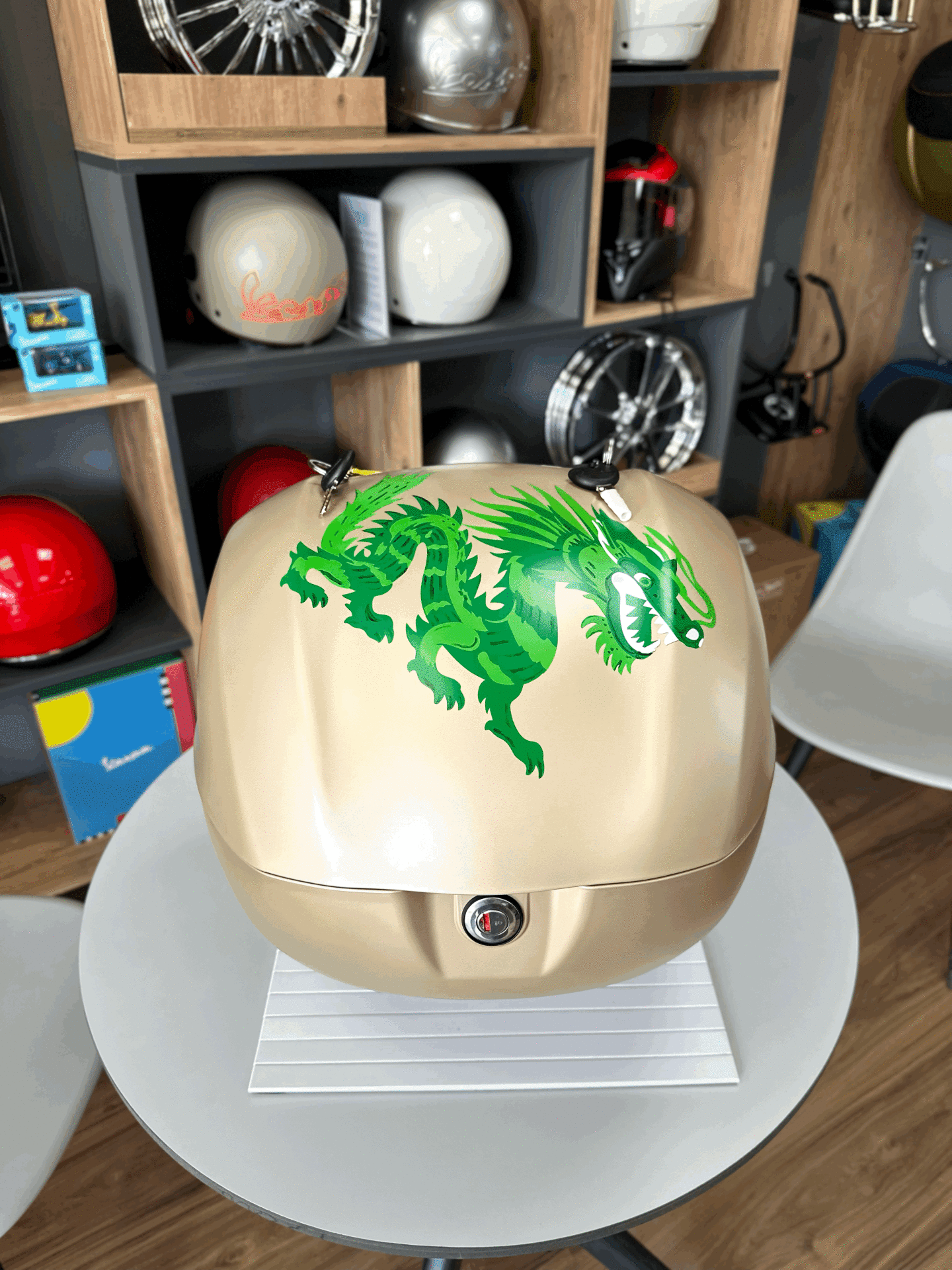 VESPA 946 DRAGON ARKA ÇANTA SETİ