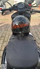 VESPA PARLAK SİYAH GTV KASKI