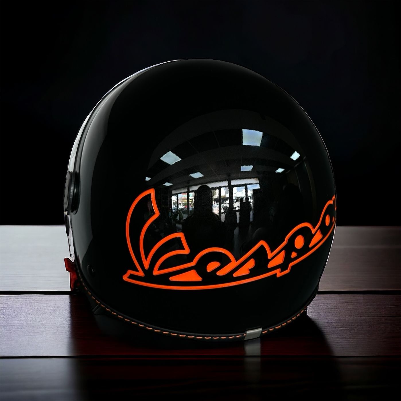 VESPA PARLAK SİYAH GTV KASKI