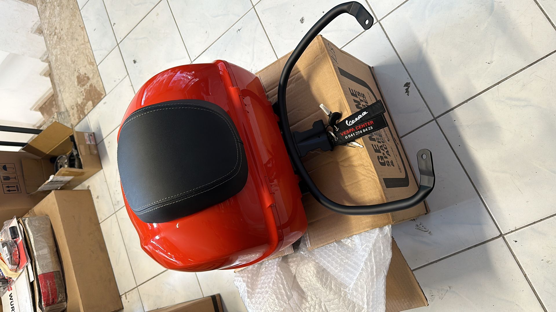VESPA PRIMAVERA COLOR VIBE TURUNCU  ÇANTA SETİ