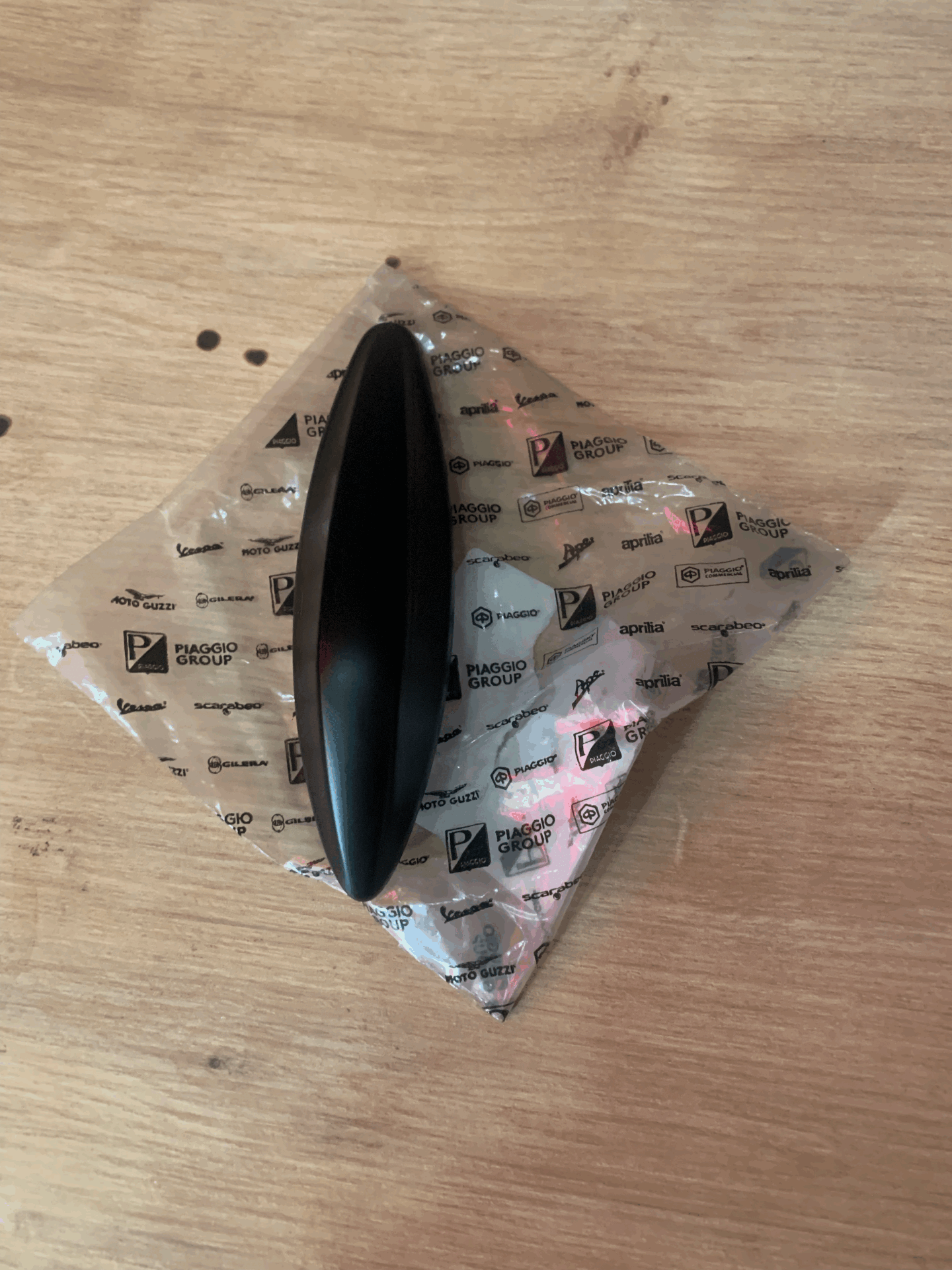 VESPA PRİMAVERA  ÖN ÇAMURLUK  GAGA ÜSTÜ MAT SİYAH