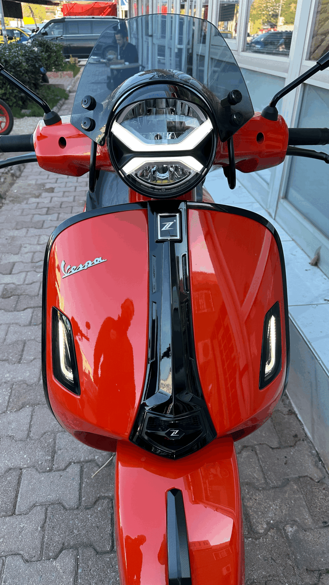 VESPA GTS HPE ANAHTARSIZ MODELLER İÇİN FAR SİP STYLE