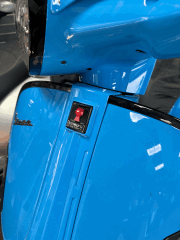 VESPA ÖN AMBLEM MARUS