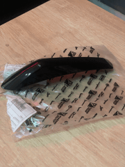 VESPA GTS ANAHTARSIZ 2023 ÖN ÇAMURLUK GAGA ÜSTÜ SİYAH