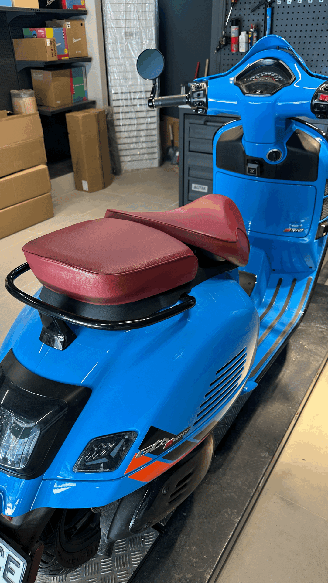 VESPA GTV BORDO ÇİFT SELE KOLTUK