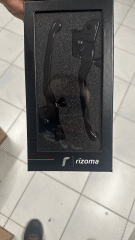 VESPA GTS VE GTV ANAHTARSIZ MODELLER İÇİN RİZOMA FREN KOLU MANETİ