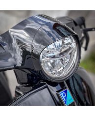 VESPA GTS YENİ MODEL HPE UYUMLU FAR KAŞI 2020 VE 2024 UYUMLU SİYAH