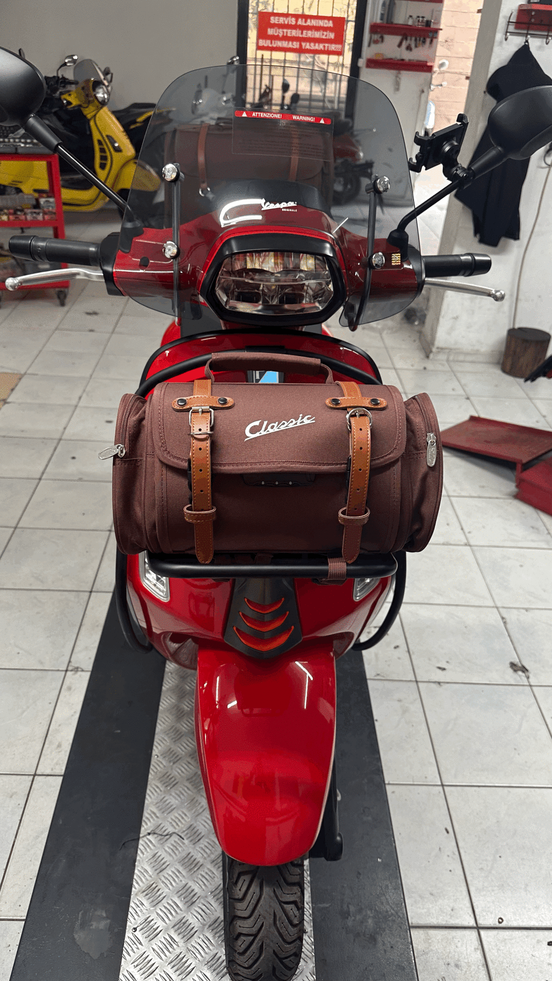 VESPA CLASSİC ARKA ÇANTA TOPCASE ORTA BOY BORDO