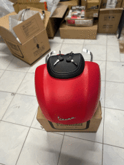 VESPA PRİMAVERA  TOPCASE MAT KIRMIZI ÇANTA SETİ