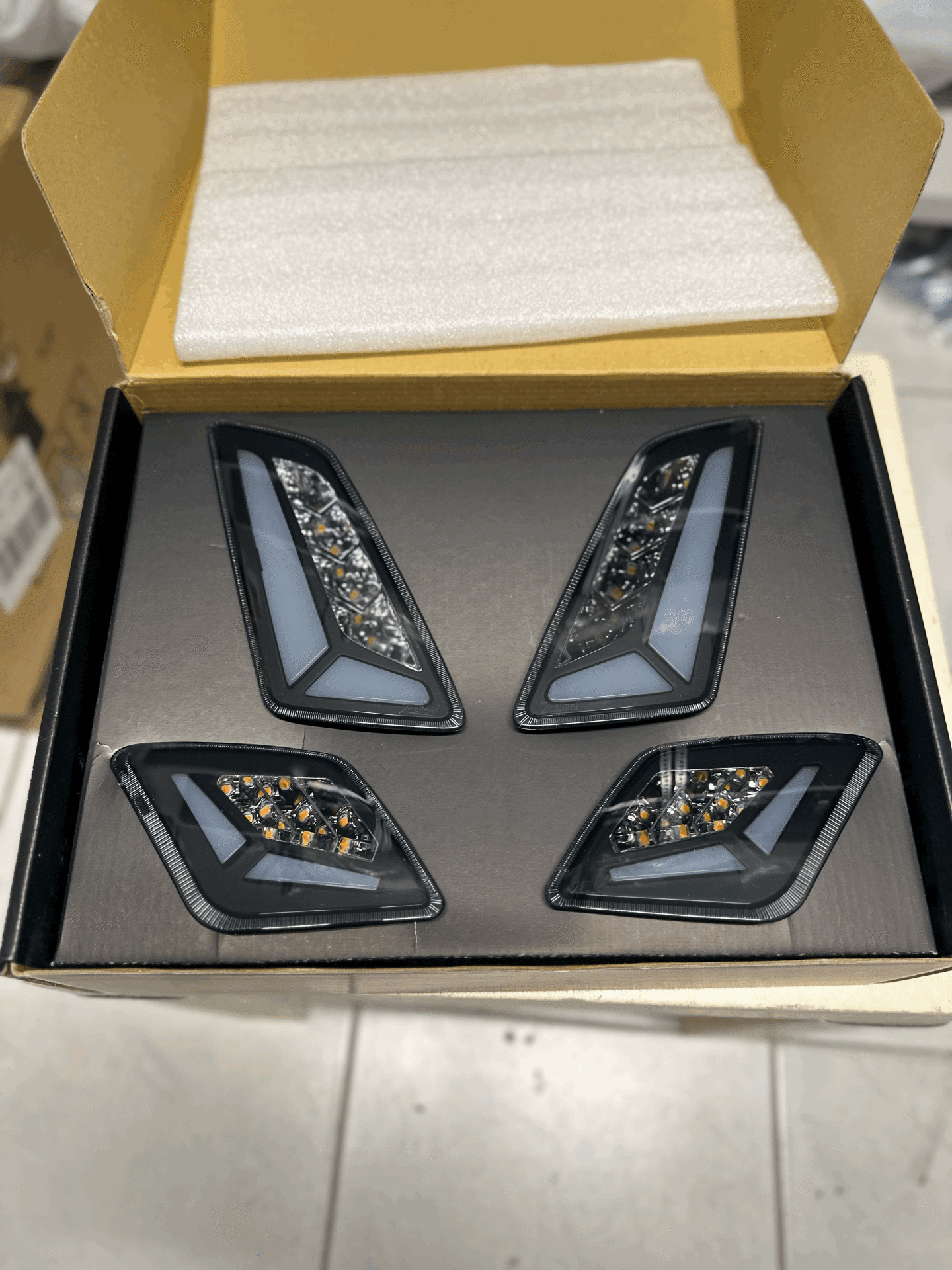 VESPA GTS VE GTV ZELİONİ SİNYAL TAKIMI 2023 MODEL UYUMLU