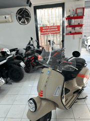 VESPA GTV 300 ÖN CAM UZUN BOY ANAHTARSIZ MODEL 2023