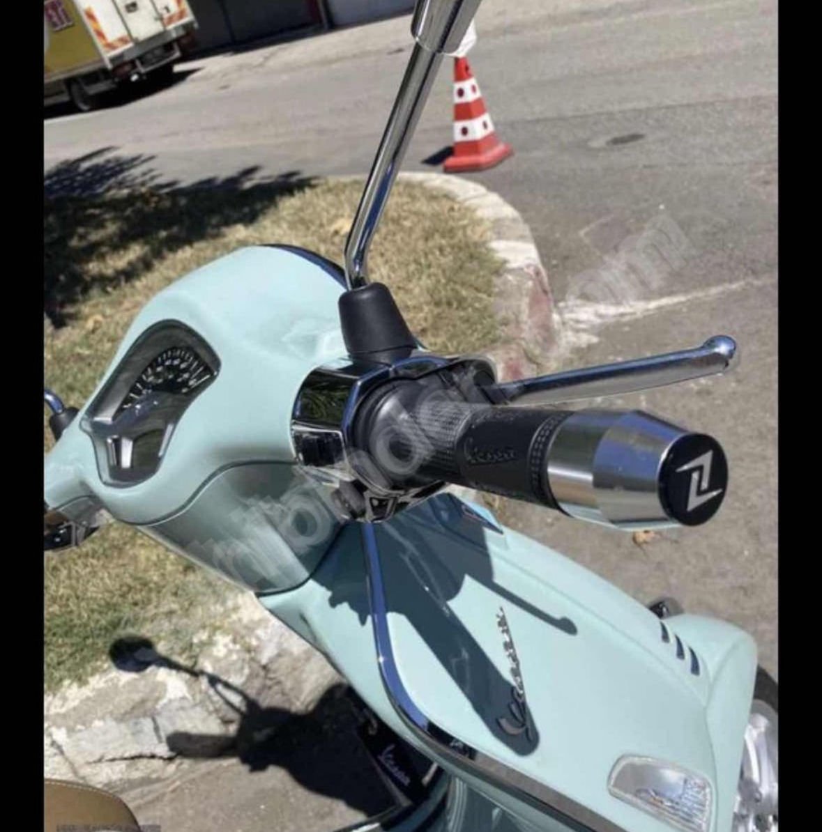 VESPA DENGE TOPUZU ZELİONİ