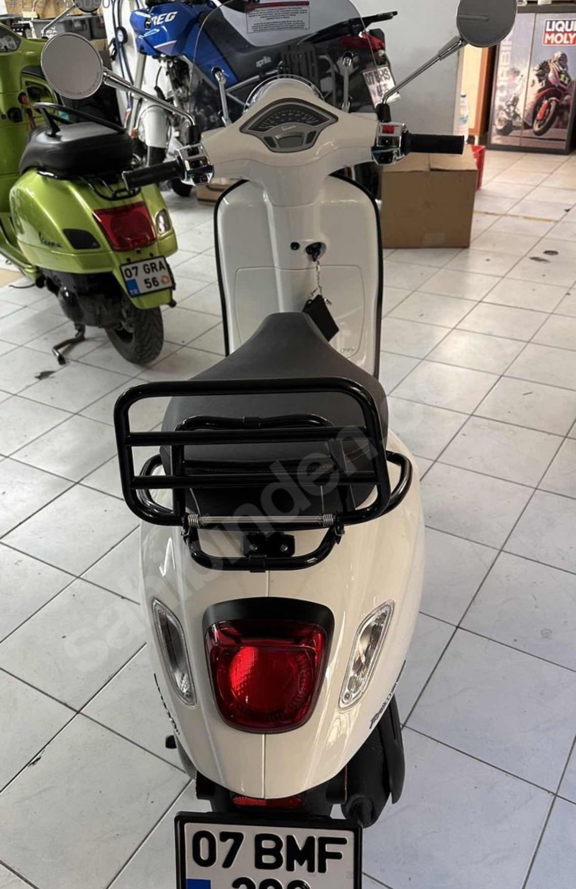 VESPA PRİMAVERA VE SPRİNT ARKA PORT BAGAJ SİYAH