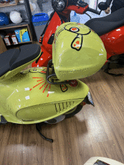 VESPA 946 BUNNY ARKA ÇANTA SETİ