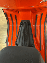 VESPA GTS VE GTV UYUMLU AKÜ DEMİRİ SİYAH