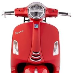 VESPA GTS YENİ MODEL HPE UYUMLU FAR KAŞI 2020 VE 2024 UYUMLU KROM