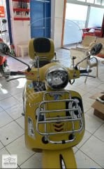 VESPA SİPERLİK ORTA BOY GTS 150-250-300- VESPA GTS 300 ÖN CAM 2022 KADAR UYUMLU